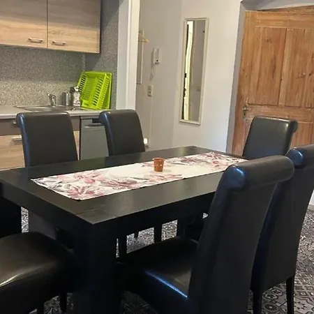 Apartament Am Theaterplatz