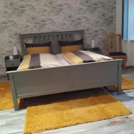 Am Theaterplatz 아파트 *